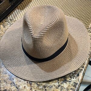 Banana Republic Tan Fedora Hat